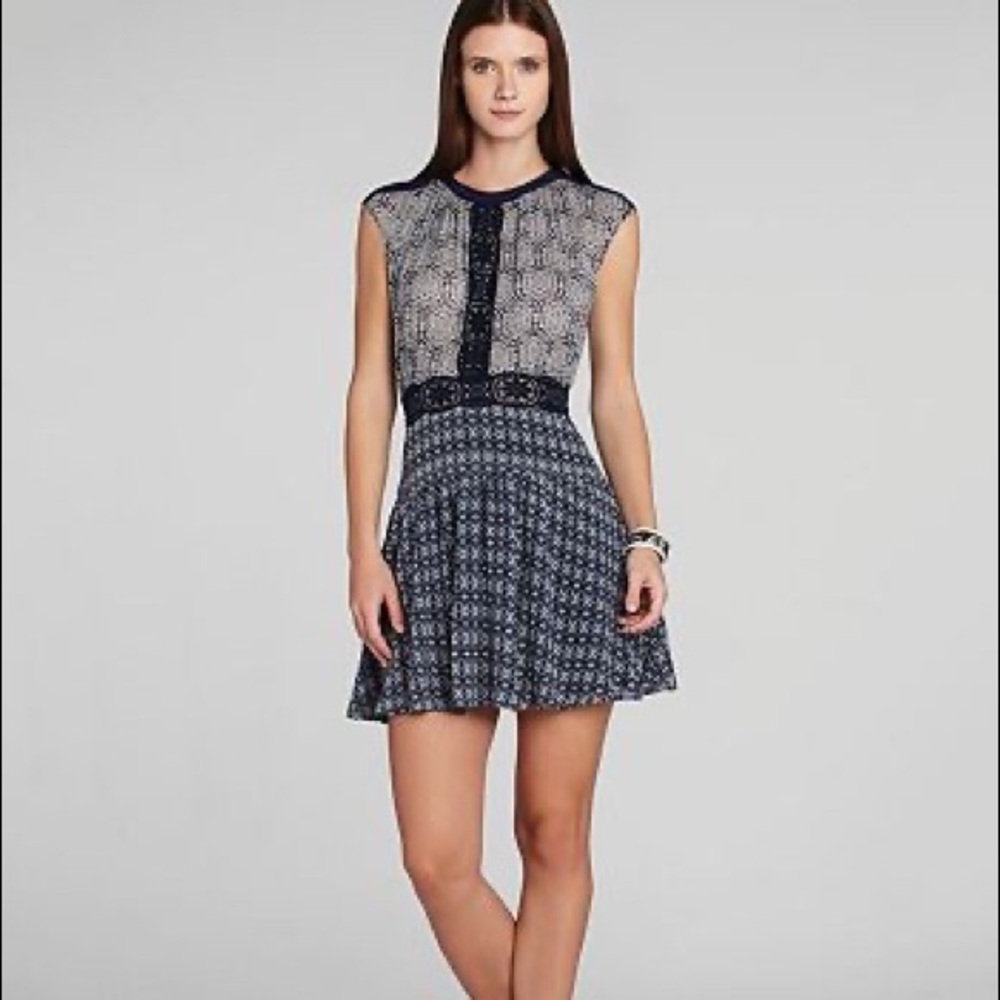 BCBGMaxAzria Aymeline Mixed Print Dress size 6